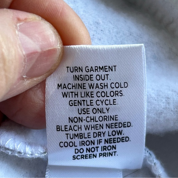 Torrid Skiers Ski Skiing Graphic Print Sweatshirt Pullover - Picture 9 of 14